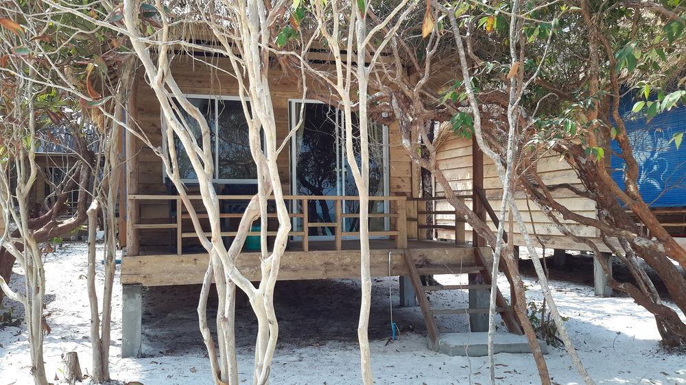 Natural Island Bungalows Koh Rong Sanloem Exteriér fotografie